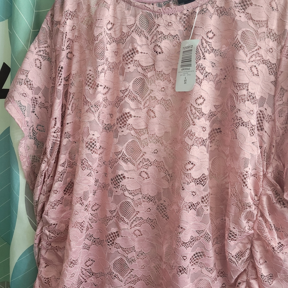 Torrid Foxglove Lace Tee! Bonus Top Different Color( Green) If Ordered Today!